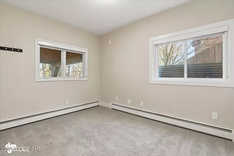 Bedroom - 910 Bench Ct, Anchorage, AK 99504 photo 8 of 9