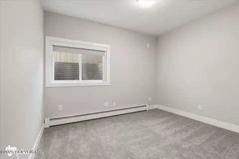 Bedroom - 910 Bench Ct, Anchorage, AK 99504 photo 6 of 9