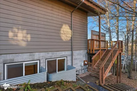 Exterior - 910 Bench Ct, Anchorage, AK 99504 photo 9 of 13