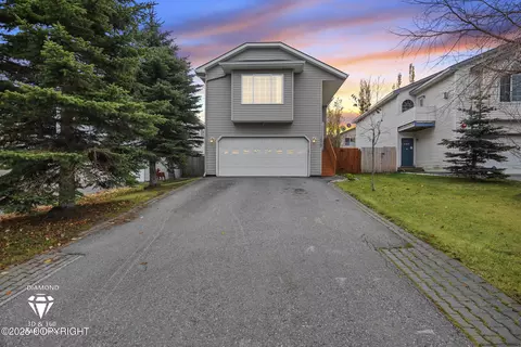 10967 Retreat Cir, Anchorage, AK 99515