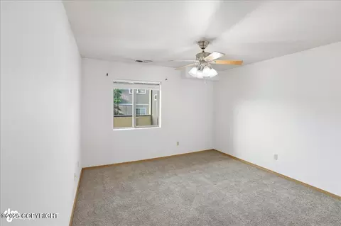Bedroom - 5300 E 4th Ave # 104, Anchorage, AK 99508 photo 4 of 5