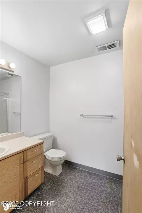 Bath - 5300 E 4th Ave # 104, Anchorage, AK 99508 photo 1 of 4