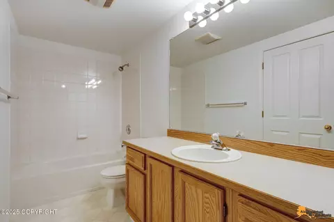 Bath - 19250 Babrof Dr, Eagle River, AK 99577 photo 4 of 4