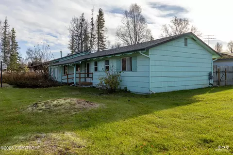 1083 Walnut Ave, Kenai, AK 99611