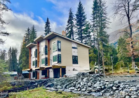 1550 Alyeska Hwy # 7, Girdwood, AK 99587