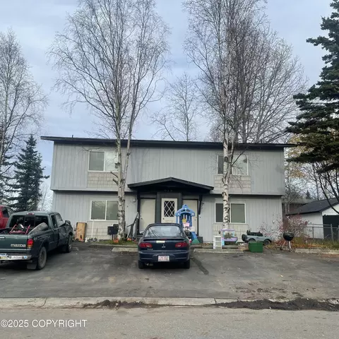 639 W 75th Ave, Anchorage, AK 99518