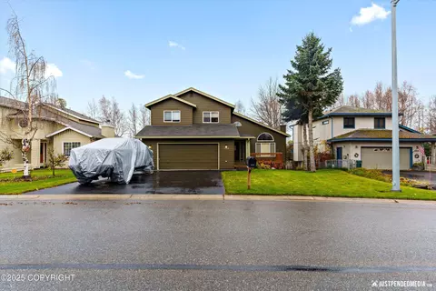 2923 Kingfisher Dr, Anchorage, AK 99502