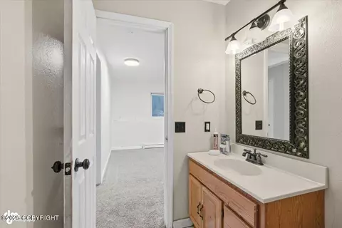 Bath - 17705 Teklanika Dr, Eagle River, AK 99577 photo 2 of 3