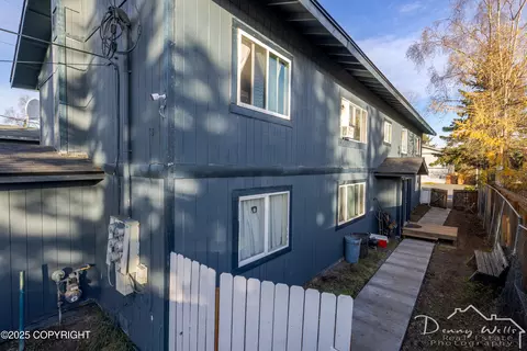 432 N Bunn St, Anchorage, AK 99508