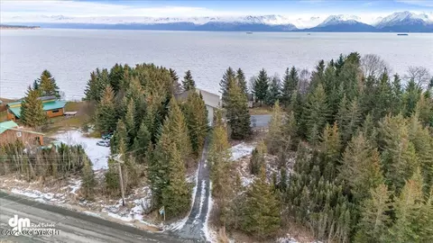 4530 Kachemak Dr, Homer, AK 99603