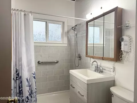 Bath - 225 E Manor Ave, Anchorage, AK 99501 photo 1 of 2