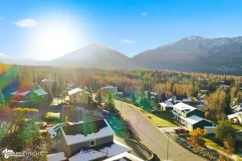 View/Area - 11114 Kaskanak Dr, Eagle River, AK 99577 photo 4 of 7