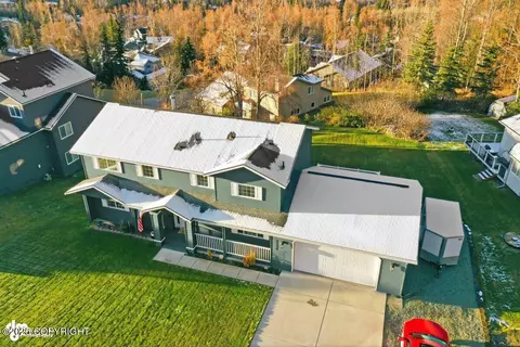 View/Area - 11114 Kaskanak Dr, Eagle River, AK 99577 photo 3 of 7