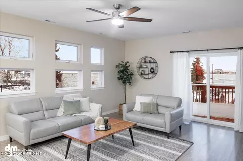 Living - 523 E 12th Ave, Anchorage, AK 99501 photo 6 of 9