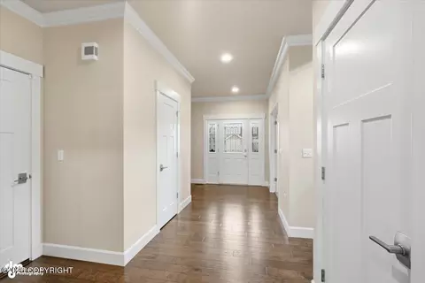 13892 Akers Cir, Eagle River, AK 99577 photo 4