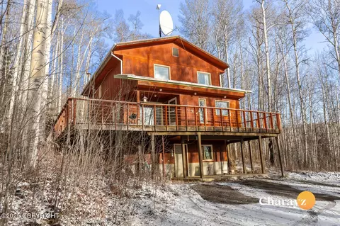 846 Landon Ln, Fairbanks, AK 99712