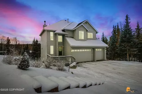 9920 Main Tree Dr, Anchorage, AK 99507