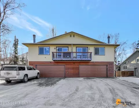 18538 Neumann Cir, Eagle River, AK 99577