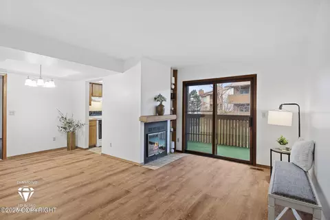 7330 Huntsmen Cir # 13F, Anchorage, AK 99518