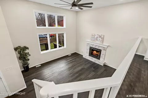 Living - 16622 Riddell Cir, Eagle River, AK 99577 photo 5 of 6