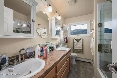 Bath - 14417 Terrace Ln, Eagle River, AK 99577 photo 2 of 3