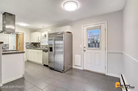 10141 Colville St, Eagle River, AK 99577 photo 6