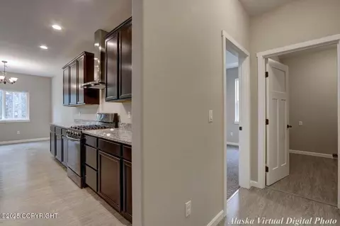 Entry Way - 4121 E Harman Loop, Wasilla, AK 99654 photo 2 of 3