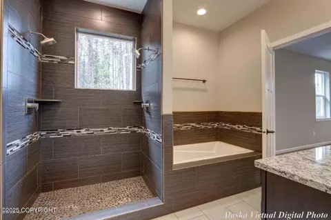 Bath - 4121 E Harman Loop, Wasilla, AK 99654 photo 2 of 3