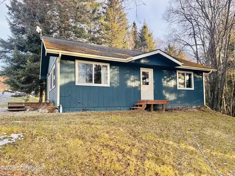 4950 Clover Ln, Homer, AK 99603