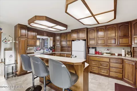 Kitchen - 18709 Whirlaway Rd, Eagle River, AK 99577 photo 1 of 5