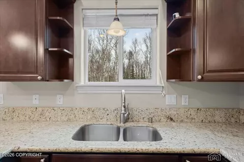 Kitchen - 4386 E Kilo Dr, Wasilla, AK 99654 photo 3 of 4