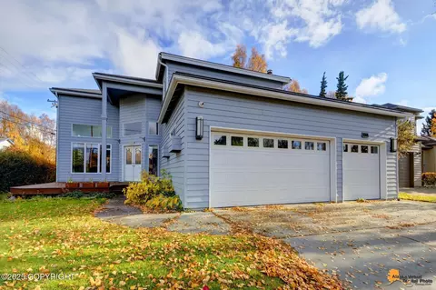 1501 P St, Anchorage, AK 99501