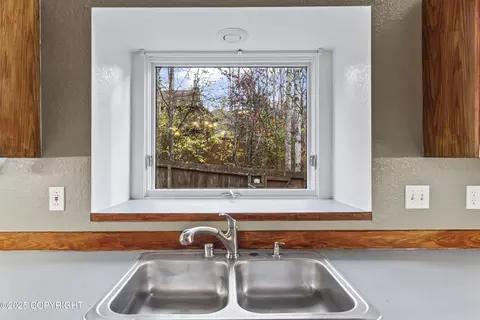Kitchen - 19143 Sarichef Loop, Eagle River, AK 99577 photo 5 of 5