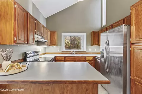 Kitchen - 19143 Sarichef Loop, Eagle River, AK 99577 photo 1 of 5