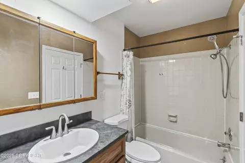 Bath - 19143 Sarichef Loop, Eagle River, AK 99577 photo 1 of 3