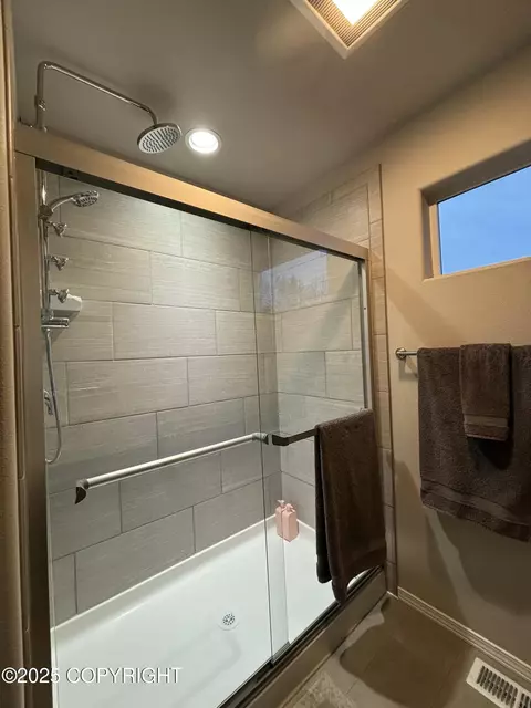 20170 Eagles Nest Ct, Eagle River, AK 99577 photo 31