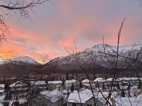 20170 Eagles Nest Ct, Eagle River, AK 99577 photo 3