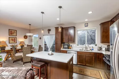 20170 Eagles Nest Ct, Eagle River, AK 99577 photo 15