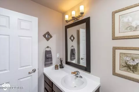 20170 Eagles Nest Ct, Eagle River, AK 99577 photo 37