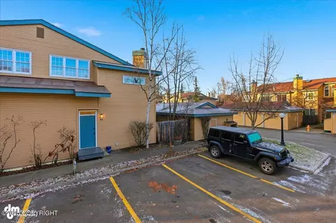 6410 E Northern Lights Blvd # 6A, Anchorage, AK 99504