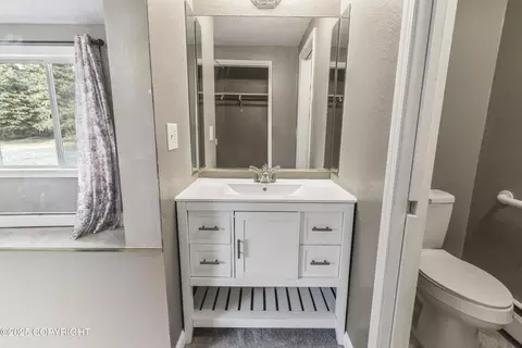 Bath - 5231 Huffman Rd, Anchorage, AK 99516 photo 5 of 6