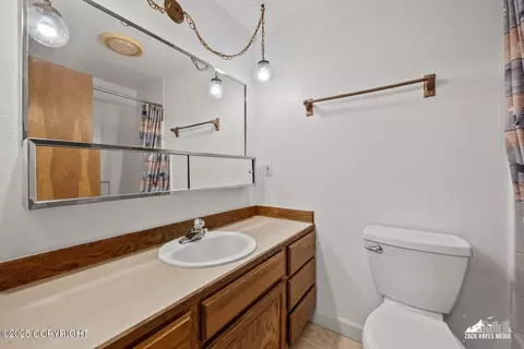 1421 E 17th Ave # 3, Anchorage, AK 99501 photo 29