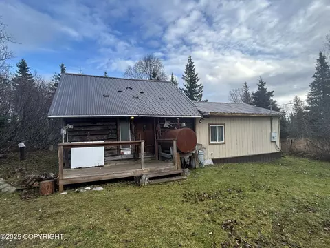 67835 Fishhook Dr, Ninilchik, AK 99639