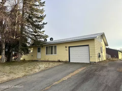 704 Alder Ct, Kenai, AK 99611