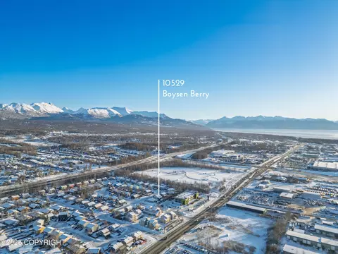 10529 Boysen Berry Pl, Anchorage, AK 99515