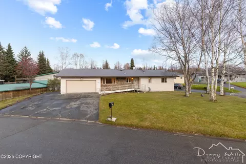 13105 Stephenson St, Anchorage, AK 99516