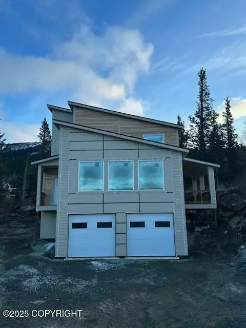 7840 Byron Dr, Anchorage, AK 99516