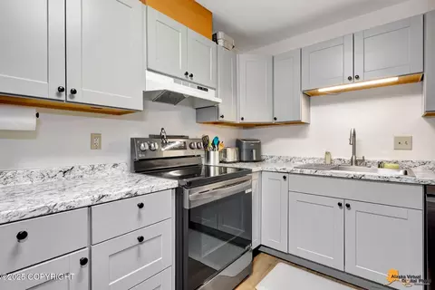 4510 Wright St # 17, Anchorage, AK 99507