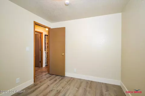 10285 Arborvitae Dr, Anchorage, AK 99507 photo 24