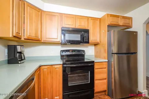 10285 Arborvitae Dr, Anchorage, AK 99507 photo 11